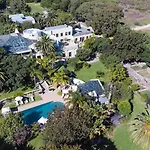 Ibis House